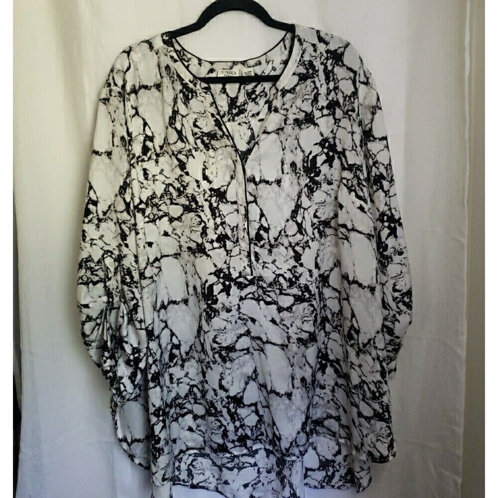 Cato White Black Roll Tab Sleeves Blouse High-Low Womens Size 26/28W